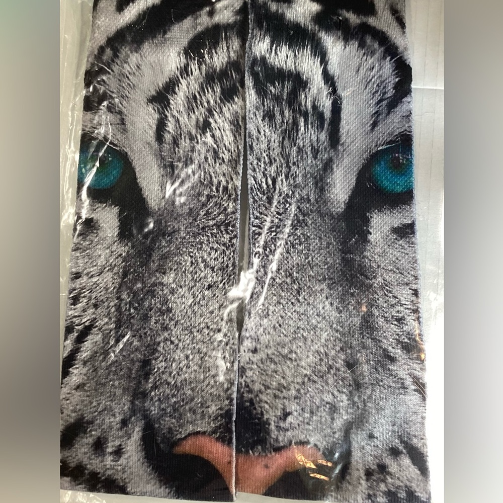 NEW Pair of Unisex socks. Split white tiger face.